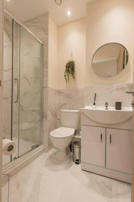 Апартаменты Ocean - 2 Bed Flat Sleeps 6 With Gym Access Саутгемптон Экстерьер фото